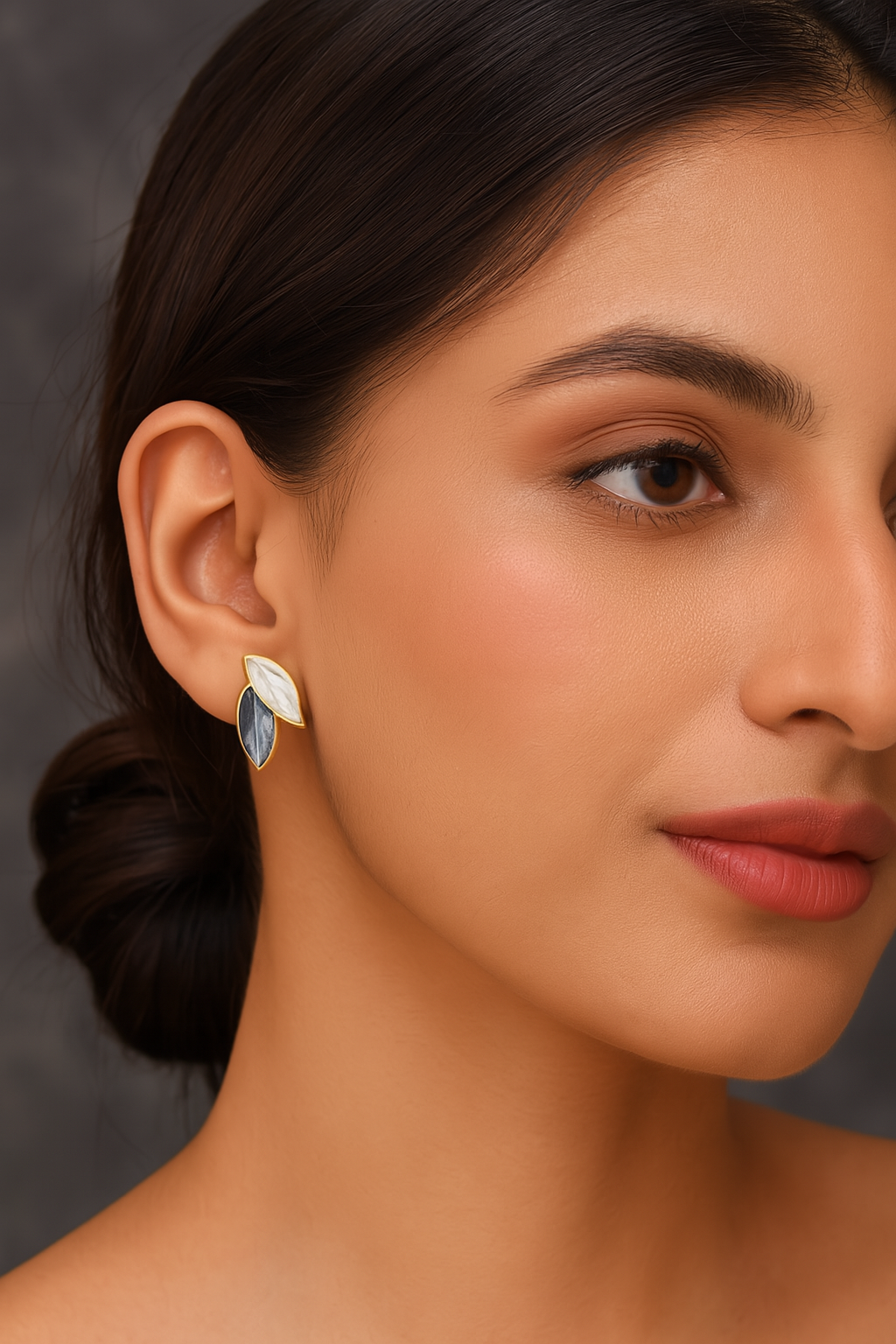 Two-Tone Leaf Design Earrings