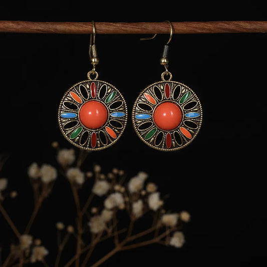 Retro Ethnic Leaf Drop Earrings – Alloy, Wood & Shell Design