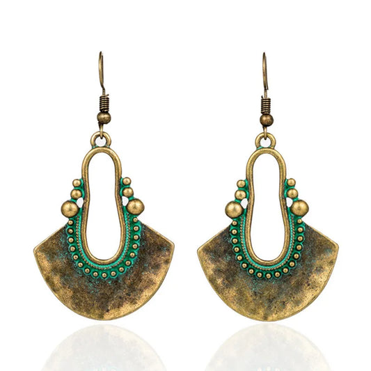 Ethnic Style Earrings – Timeless Craft & Cultural Charm
