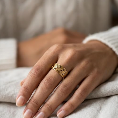 The leaves ring